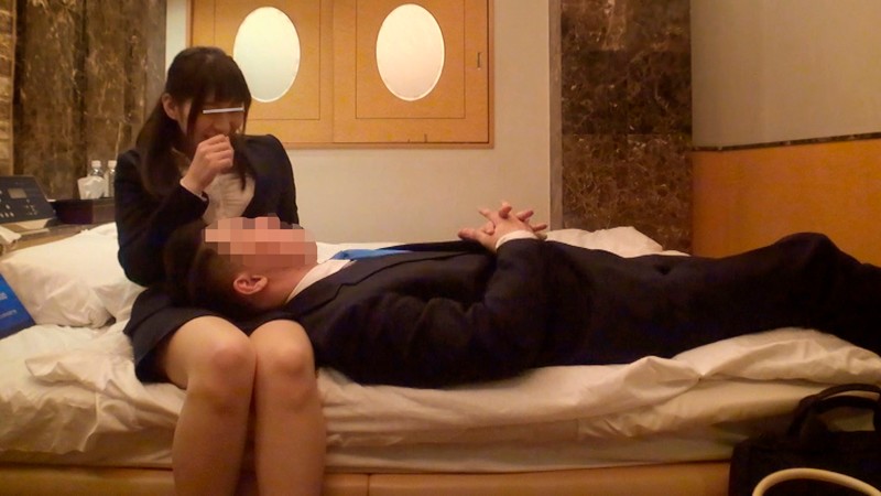 一般男女モニタリングAV 終電間際の社会人男女に突撃交渉!人妻OLは後輩男子社員とラブホテルで2人っきりになったら旦那を忘れて1発10万円の連続射精セックスしてしまうのか!? 5 女上司の乱れた姿にフル勃起した後輩チ○ポと女を思い出した人妻オマ○コの同僚には秘密の…