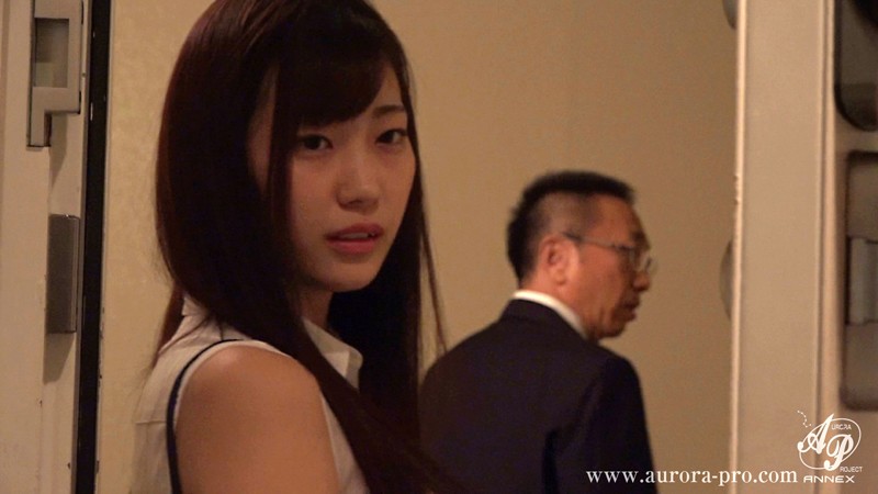 恥辱の抵当妻 「私、あなたが迎えに来てくれるまで耐えられるかな…」 美谷朱里