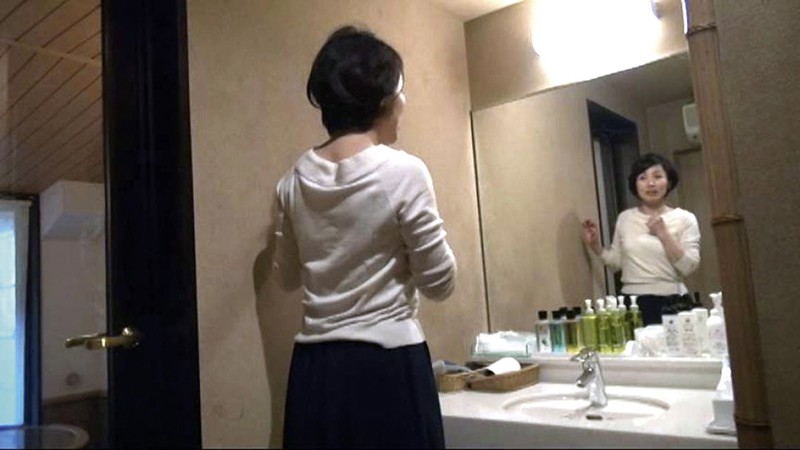寝取られ人妻 湯けむりの旅13