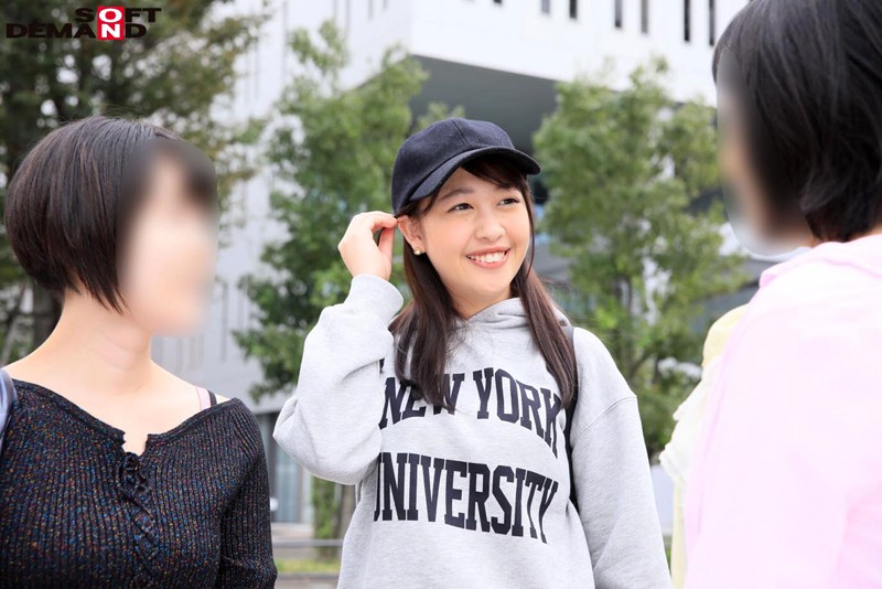 三田杏×マジックミラー号 ミラー越しに友達が見ている前で超恥ずかしいSEX