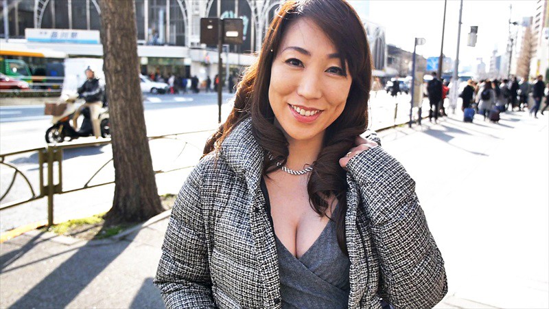 衝撃!ほんとに熟女!?美魔女口説き 見た目も若ければアソコも若い!男を虜にする罪深いおま○こにズブっと一撃!!2 12人