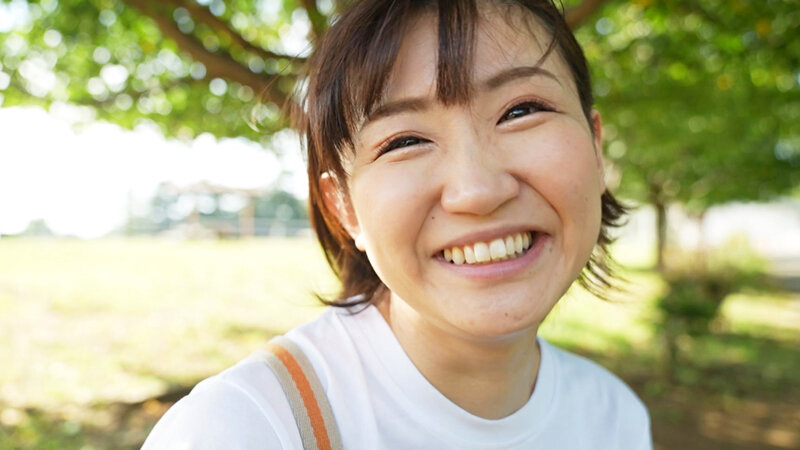 【ベストヒッツ】配信中に脱糞事故で覚醒! 笑顔が素敵な九州弁娘の糞まみれメッシーSEX 馬場のん【アウトレット】