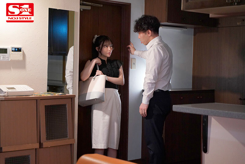 体験入店で何も知らないド新人風俗嬢に【即尺/アナル舐め/イラマ/首輪拘束/首絞め性交/顔射/本番】数々のNG行為ぶっこんでみた!! 黒島玲衣 (BOD)