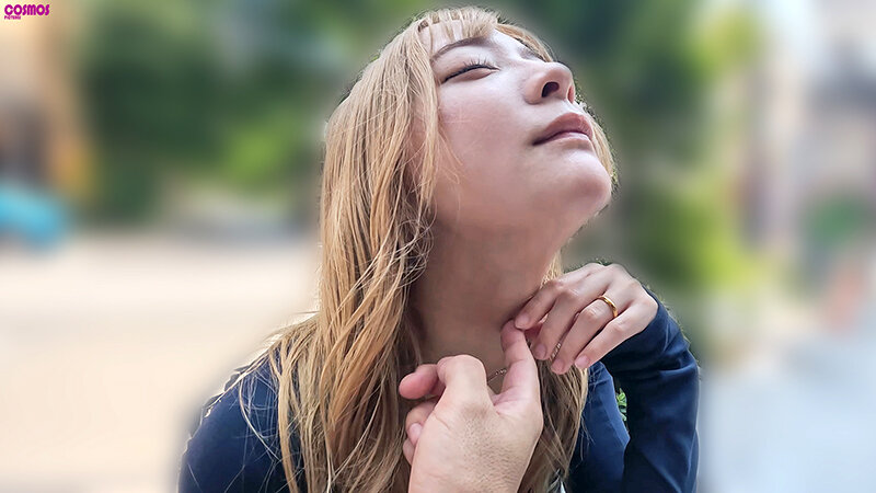 今、セフレで一番エロい推し妻、紹介します。チ〇ポ大好き誰の精子でも美味しくごっくんするイラマ好きセフレ妻 みおさん29歳