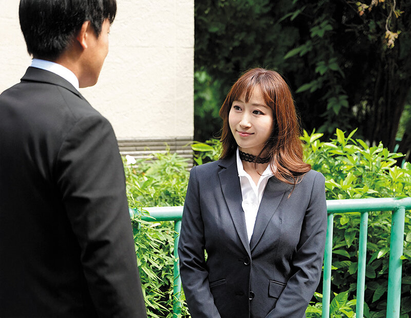 女上司の秘密 プライベートはメス堕ちマゾ女だった 川上ゆう